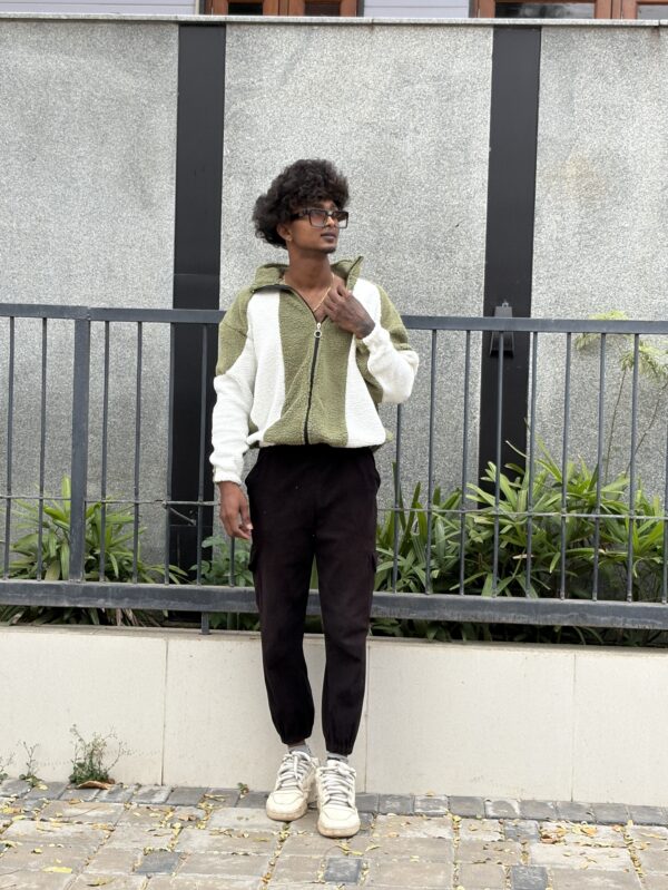 CUT AND SEW FUR FULL ZIPPER OLIVE-HALFWHITE - Image 3