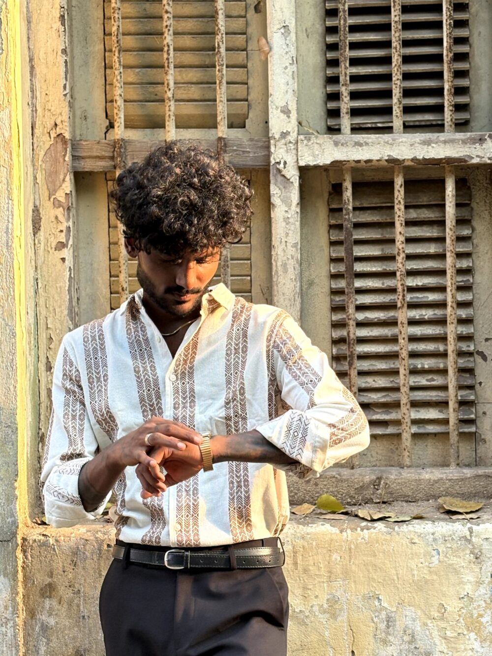 BROWN STRIPPED JACQUARD SHIRT