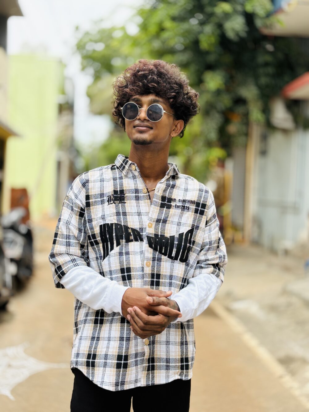 DOCTER SLEEVE FRONT EMB SHIRT - Image 2